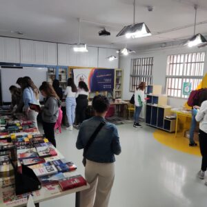 Feria del libro en el IES Antonio María Calero