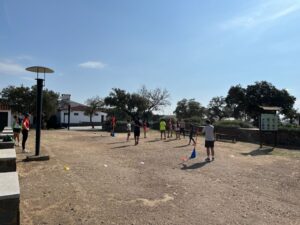 Ruta de senderismo y convivencia con 1º de ESO43 (1) copia