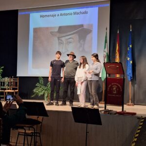 El alumnado de Oratoria y Debate participa en el homenaje a Antonio Machado