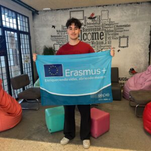 MOVILIDAD ERASMUS+: ALUMNO DE 2º LABORATORIO EN POLONIA