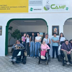 Grupo cuerda: Un paso de humanidad