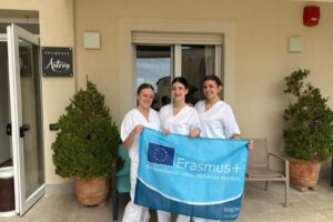 ERASMUS+ EN CASERTA: PRÁCTICAS QUE CONTINÚAN CON ÉXITO58 (3) ERASMUS+ EN CASERTA: PRÁCTICAS QUE CONTINÚAN CON ÉXITO58 (3)