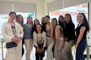 TALLER DE COSTURA PARA 1º APSD42