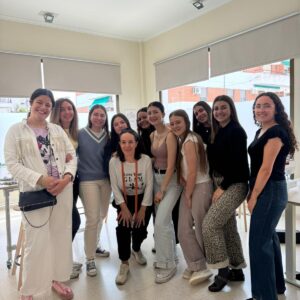 ENTRE HILOS: TALLER DE COSTURA PARA 1º APSD